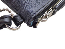 画像をギャラリービューアに読み込む, - COACH コーチ F66052 ヴァーシティ ストライプ シグネチャー コーナージップ リストレット ポーチ