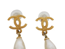 画像をギャラリービューアに読み込む, - CHANEL シャネル ヴィンテージ ココマーク スウィングパール イヤリング A05096 95P