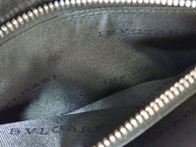 画像をギャラリービューアに読み込む, - BVLGARI ブルガリ ウィークエンド 二つ折り長財布 32582