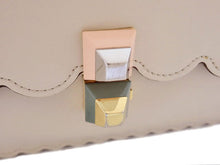 画像をギャラリービューアに読み込む, FENDI フェンディ KAN I キャナイ 2WAY Chain Shoulder Bag 2WAY チェーンショルダーバッグ 8BT283