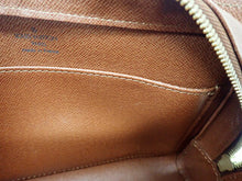 画像をギャラリービューアに読み込む, LOUIS VUITTON ルイヴィトン MONOGRAM モノグラム オルセー セカンドバッグ M51790