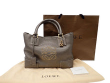 画像をギャラリービューアに読み込む, - LOEWE ロエベ アマソナ フスタ 金具チェーンアナグラム トートバッグ