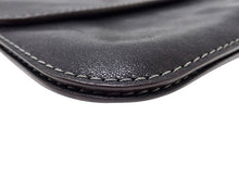 画像をギャラリービューアに読み込む, - LOEWE ロエベ ロゴ ボタン レザー ショルダーバッグ