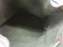 画像をギャラリービューアに読み込む, LOUIS VUITTON ルイヴィトン Epi エピ Noé ノエ M44004