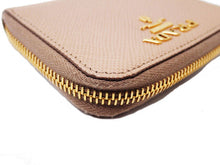 画像をギャラリービューアに読み込む, - PRADA プラダ SAFFIANO CUIR サフィアーノレザー ジップアラウンド コインケース 1MM268