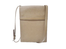 画像をギャラリービューアに読み込む, LOUIS VUITTON ルイヴィトン Epi エピ Ramatuelle ラマチュエル M5247C