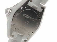 画像をギャラリービューアに読み込む, - シャネル J12 H2422 シェル 8Pダイヤ 33mm