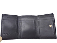 画像をギャラリービューアに読み込む, - LOEWE ロエベ Puffer Anagram パファー アナグラム Trifold wallet トライフォールド ウォレット C821TR2X10