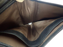 画像をギャラリービューアに読み込む, russet ラシット Trifold Wallet with Round zipper coin purse ラウンドファスナー小銭入れ付き 三つ折り財布