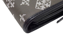 画像をギャラリービューアに読み込む, russet ラシット Trifold Wallet with Round zipper coin purse ラウンドファスナー小銭入れ付き 三つ折り財布