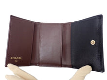 画像をギャラリービューアに読み込む, - CHANEL シャネル CLASSIC SMALL FLAP WALLET クラシック スモール フラップ ウォレット Wホック三つ折り財布 AP0230