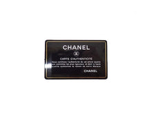 画像をギャラリービューアに読み込む, - CHANEL シャネル CLASSIC SMALL FLAP WALLET クラシック スモール フラップ ウォレット Wホック三つ折り財布 AP0230