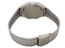 画像をギャラリービューアに読み込む, TIMEX タイメックス クラシックデジタル タイメックス80 スペースインベイダー シルバー コラボレーション TW2V30000