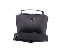 画像をギャラリービューアに読み込む, - PRADA プラダ Medium Prada Brique Saffiano leather bag プラダ ブリック サフィアーノレザーバッグ 2VH069