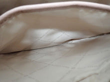 画像をギャラリービューアに読み込む, - MICHAEL KORS マイケルコース MK Signature MKシグネチャ JET SET ITEM LG EW ジェットセット アイテム ラージ EW CROSSBODY Shoulder Bag クロスボディ ショルダーバッグ 35F8GTTC3B