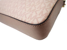 画像をギャラリービューアに読み込む, - MICHAEL KORS マイケルコース MK Signature MKシグネチャ JET SET ITEM LG EW ジェットセット アイテム ラージ EW CROSSBODY Shoulder Bag クロスボディ ショルダーバッグ 35F8GTTC3B