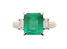 画像をギャラリービューアに読み込む, - リング Pt900 エメラルド 3.79 ダイヤ 0.50 #16