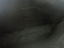 画像をギャラリービューアに読み込む, - LOEWE ロエベ T-Pouch Tポーチ Embossed Anagram エンボス アナグラム Second Clutch Bag セカンド クラッチバッグ