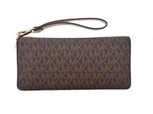 画像をギャラリービューアに読み込む, - MICHAEL KORS マイケルコース MK Signature MKシグネチャー Travel Continental Wallet Large トラベル コンチネンタルウォレット ラージ OUTLET アウトレット 35F8GTVT3B