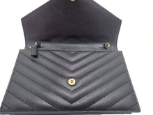 画像をギャラリービューアに読み込む, - YSL SAINT LAURENT サンローラン Cassandra Envelope Chain Wallet in Grain De Poudre Leather カサンドラ エンベロープ チェーンウォレット(グレイン・ド・プードルレザー) 742920BOW011000