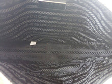 画像をギャラリービューアに読み込む, PRADA プラダ Triangle Leather トライアングル レザー Porch Clutch Bag ポーチ クラッチバッグ 1NE039