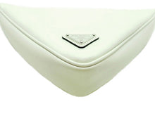 画像をギャラリービューアに読み込む, PRADA プラダ Triangle Leather トライアングル レザー Porch Clutch Bag ポーチ クラッチバッグ 1NE039