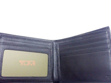 画像をギャラリービューアに読み込む, - TUMI トゥミ ALPHA アルファ CENTER FLIP ID PASSCASE Bifold Wallet Without Coin Purse IDウィンドウ付 小銭入れ無し 二つ折り財布 019332D
