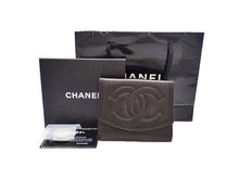 画像をギャラリービューアに読み込む, - CHANEL シャネル COCO ココマーク W hook Wallet Wホック財布 A01427