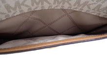 画像をギャラリービューアに読み込む, MICHAEL KORS マイケルコース Bradshaw ブラッドショー Medium Logo and Leather Messenger Shoulder Bag ミディアム ロゴ アンド レザー メッセンジャー ショルダーバッグ 30S1G2BM2B