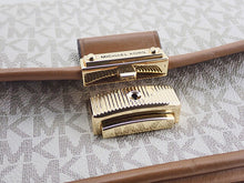 画像をギャラリービューアに読み込む, MICHAEL KORS マイケルコース Bradshaw ブラッドショー Medium Logo and Leather Messenger Shoulder Bag ミディアム ロゴ アンド レザー メッセンジャー ショルダーバッグ 30S1G2BM2B