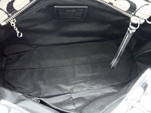 画像をギャラリービューアに読み込む, COACH コーチ Hampton Signature Tassel Carryall ハンプトン シグネチャー タッセル キャリーオール Tote Bag トートバッグ F13068