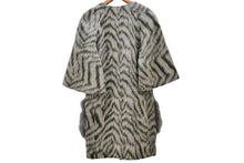 画像をギャラリービューアに読み込む, FENDI フェンディ Fur Pocket ファー ポケット Cape Coat ケープコート