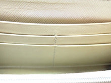 画像をギャラリービューアに読み込む, - Salvatore Ferragamo サルヴァトーレ フェラガモ ガンチーニ ラウンドファスナー 長財布