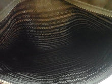 画像をギャラリービューアに読み込む, - PRADA プラダ 2VH251 ナイロン ショルダーバッグ 黒 ナイロン/牛革