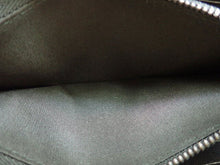 画像をギャラリービューアに読み込む, JIMMY CHOO ジミーチュウ カーナビー スタースタッズ付 ジップアラウンド ウォレット