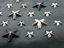 画像をギャラリービューアに読み込む, JIMMY CHOO ジミーチュウ カーナビー スタースタッズ付 ジップアラウンド ウォレット