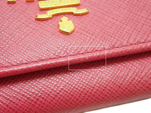 画像をギャラリービューアに読み込む, - PRADA プラダ 1PG222 サフィアーノレザー 6連キーケース ピオニア(ピンク) 革