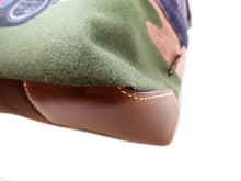 画像をギャラリービューアに読み込む, - Paul Smith ポールスミス ミニクーパー マルチストライプ キャンバス ショルダーバッグ PCポケット付き マルチカラー キャンバス/革