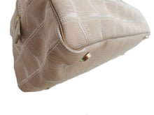 画像をギャラリービューアに読み込む, CHANEL シャネル New Travel Line ニュートラベルライン Mini Boston Bag ミニボストンバッグ A15828