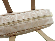 画像をギャラリービューアに読み込む, CHANEL シャネル New Travel Line ニュートラベルライン Mini Boston Bag ミニボストンバッグ A15828