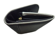 画像をギャラリービューアに読み込む, - MARY QUANT マリークワント デイジー オンサイドウォレット 二つ折り財布