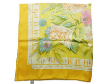 画像をギャラリービューアに読み込む, Salvatore Ferragamo サルヴァトーレ フェラガモ シルク スカーフ アニマル/花/葉