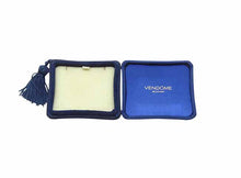 画像をギャラリービューアに読み込む, - ヴァンドーム青山 ネックレス ハートデザイン K18WG ダイヤ0.15