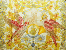 画像をギャラリービューアに読み込む, - Salvatore Ferragamo サルヴァトーレ フェラガモ シルク スカーフ 鷹/花柄