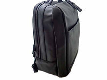 画像をギャラリービューアに読み込む, - dunhill ダンヒル トラベラー レザー リュック バックパック L3S170A