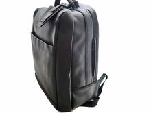 画像をギャラリービューアに読み込む, - dunhill ダンヒル トラベラー レザー リュック バックパック L3S170A