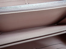 画像をギャラリービューアに読み込む, LOUIS VUITTON ルイ・ヴィトン MAHINA マヒナ ジッピー・ウォレット マグノリア M61868