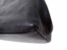 画像をギャラリービューアに読み込む, - JIMMY CHOO ジミーチュウ Pimlico ピムリコ Stained Leather with Mini Stud Tote Bag ステインレザー ウィズ ミニスタッズ トートバッグ J000076987001