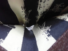 画像をギャラリービューアに読み込む, - Vivienne Westwood ヴィヴィアン ウエストウッド エグゼクティブ オーブ 口金 がま口二つ折り財布 3218C923