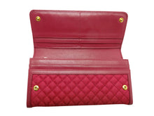 画像をギャラリービューアに読み込む, - PRADA プラダ 1M1132 キルティング 二つ折り 長財布 ワインレッド ナイロン/革 長財布 付属パスケースなし